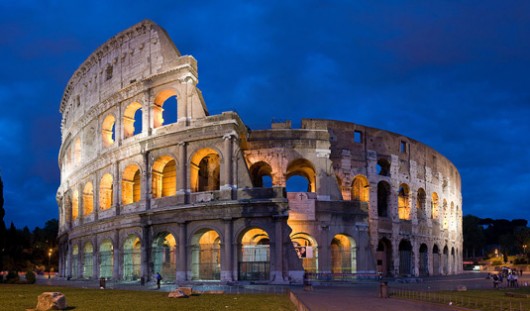 12. Colosseum, Rome 12. Colosseum, Rome - famous history architecture